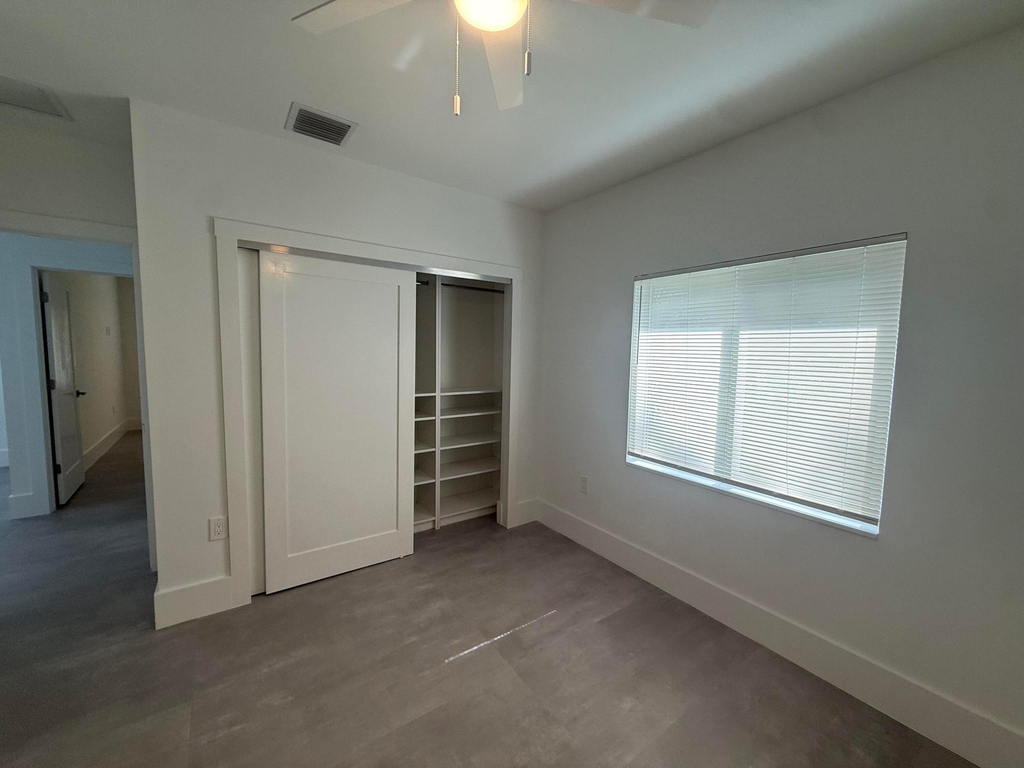 13350 61st Lane N - Photo 9