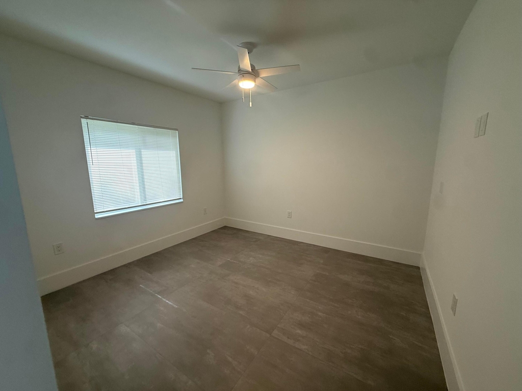 13350 61st Lane N - Photo 8