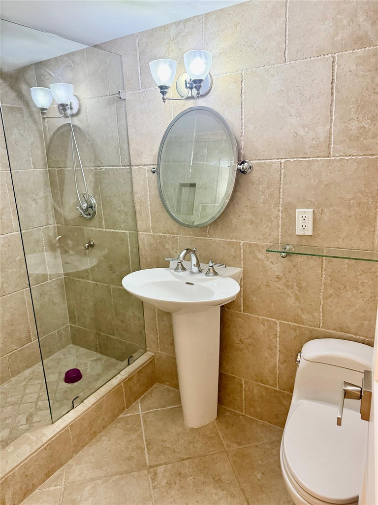 812 Briny Avenue - Photo 7