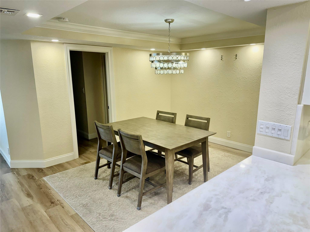 812 Briny Avenue - Photo 5