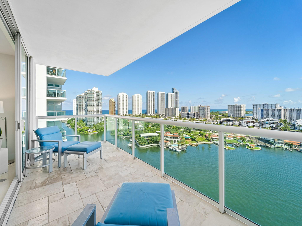 400 Sunny Isles Boulevard - Photo 6