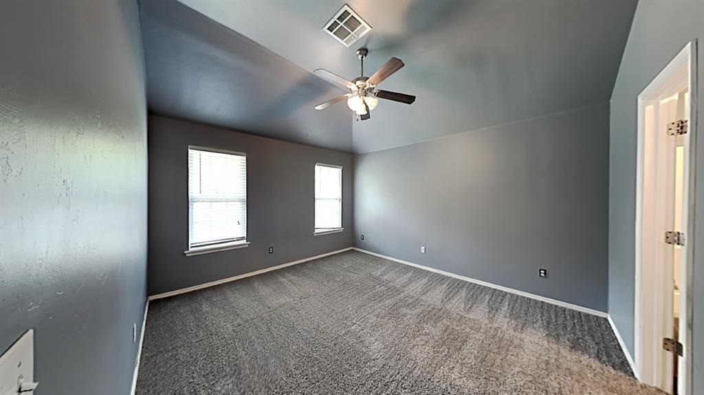1213 Norway Avenue - Photo 4