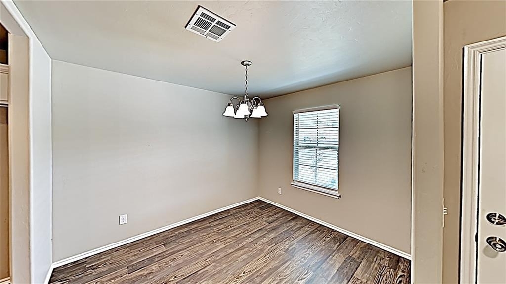 123 Saint Charles Way - Photo 6
