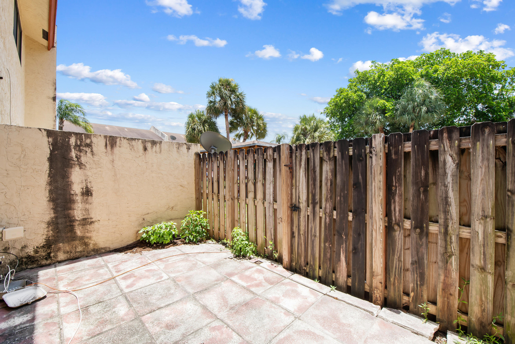 3281 E Golf Boulevard - Photo 7