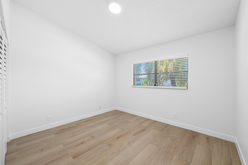 3281 E Golf Boulevard - Photo 9