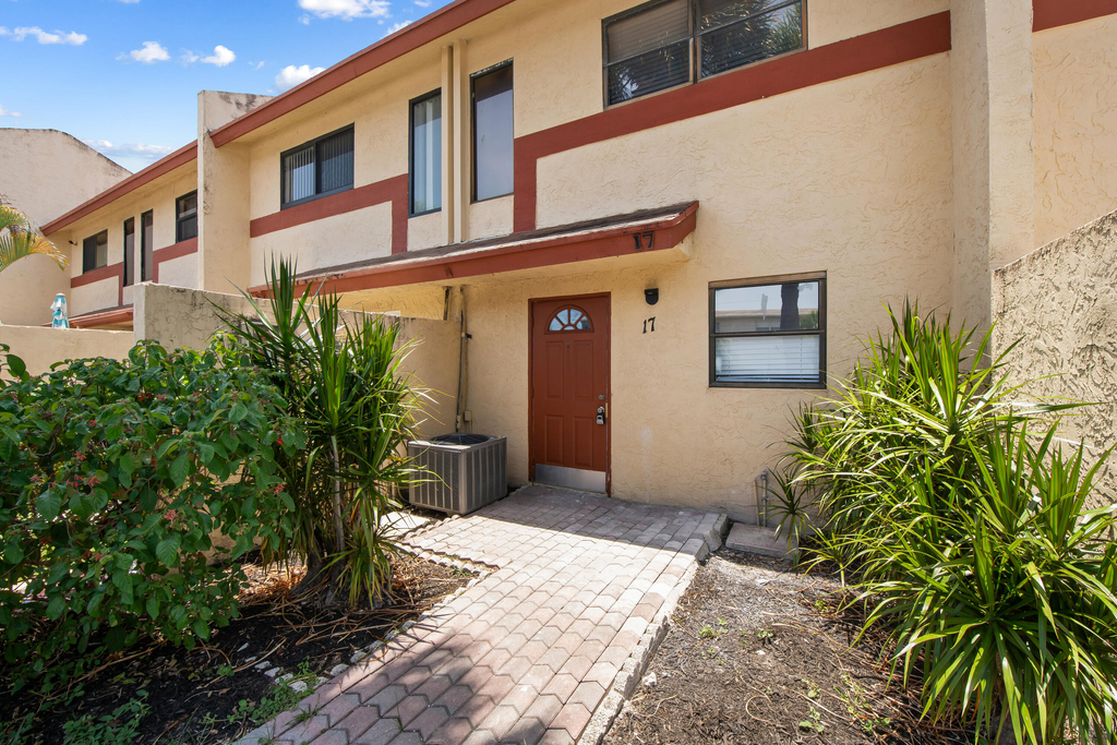 3281 E Golf Boulevard - Photo 2