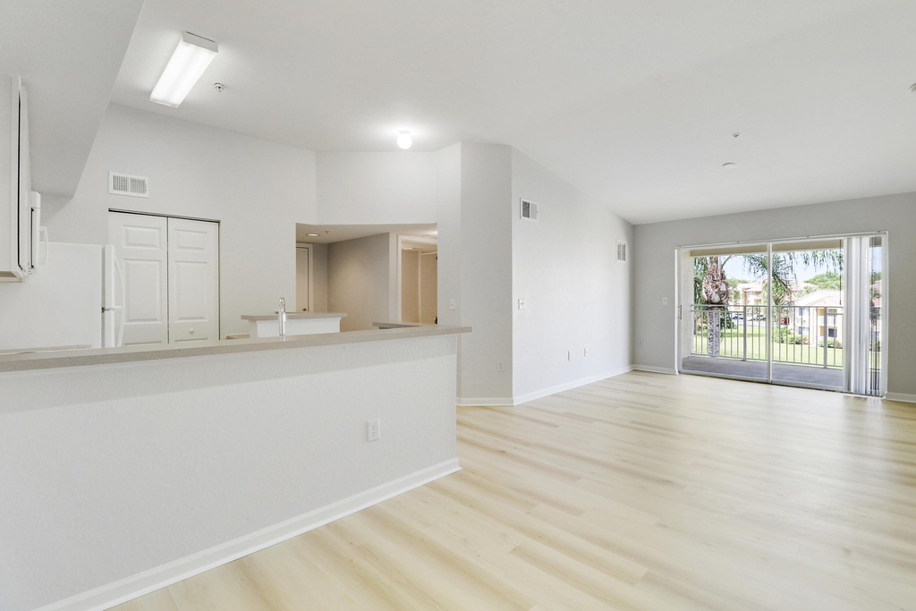 121 Sw Palm Drive - Photo 34