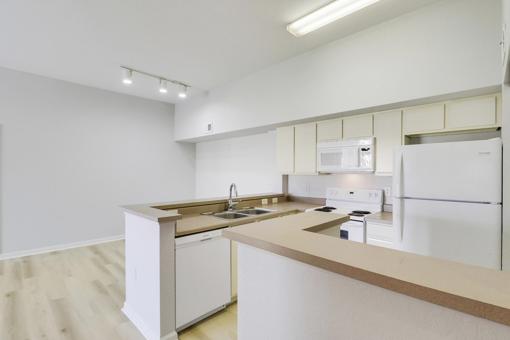 121 Sw Palm Drive - Photo 26