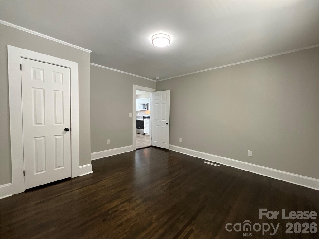 801 Bostian Avenue - Photo 10