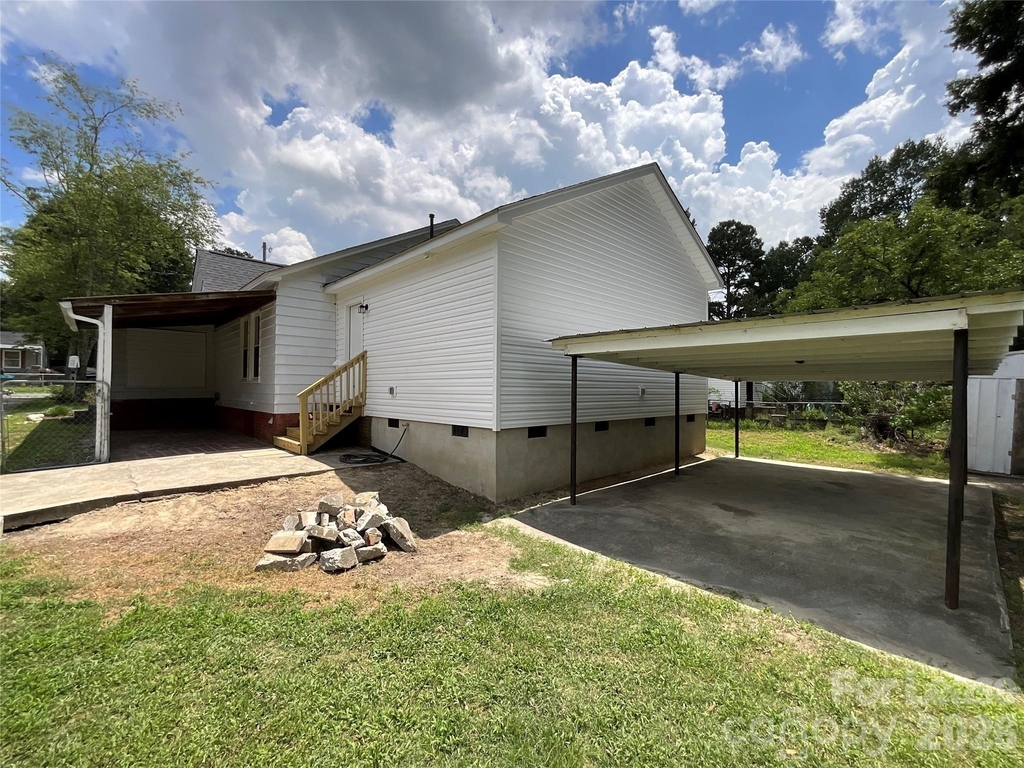 801 Bostian Avenue - Photo 14