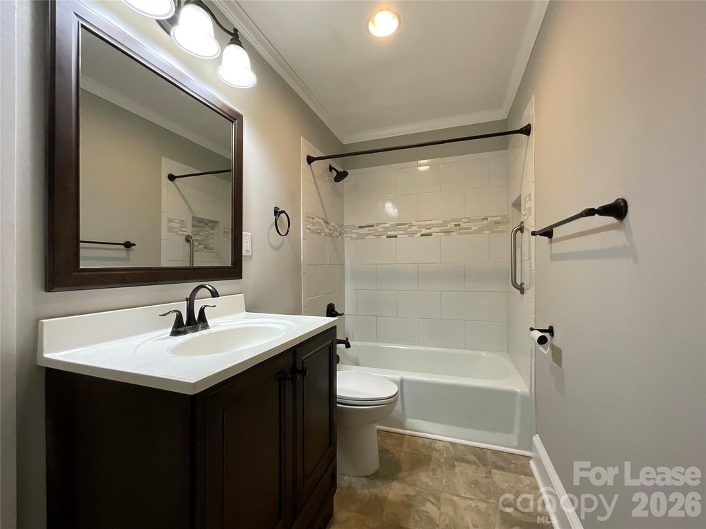 801 Bostian Avenue - Photo 8
