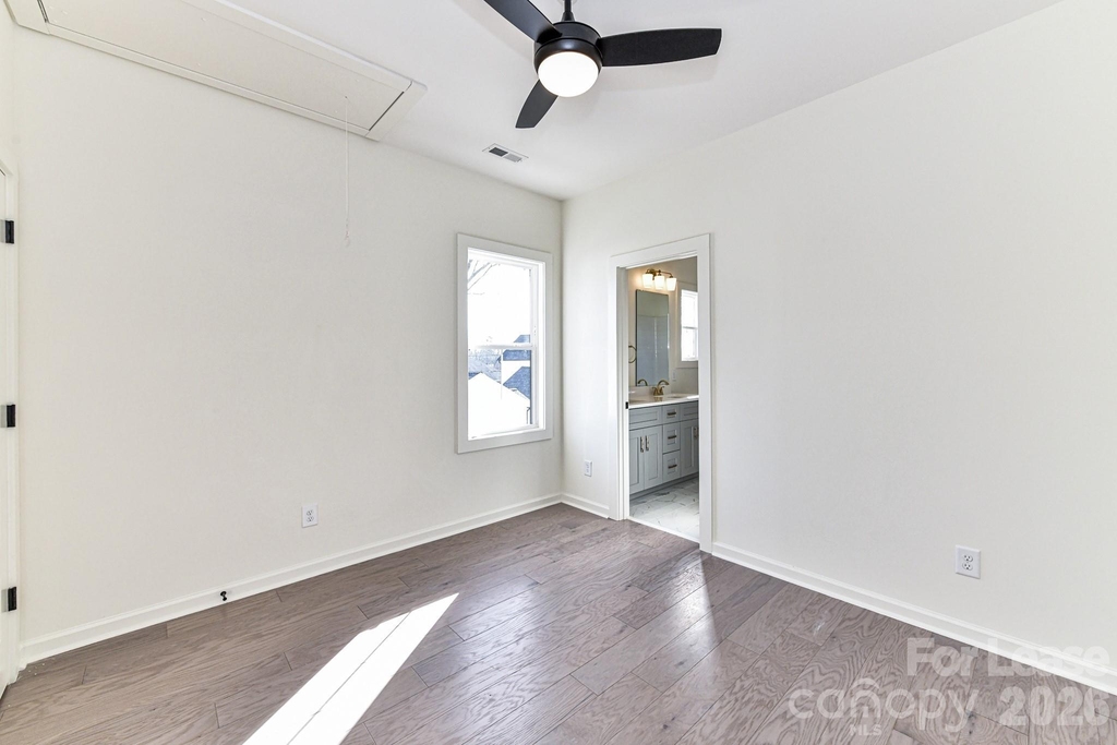 121 W F Street - Photo 29