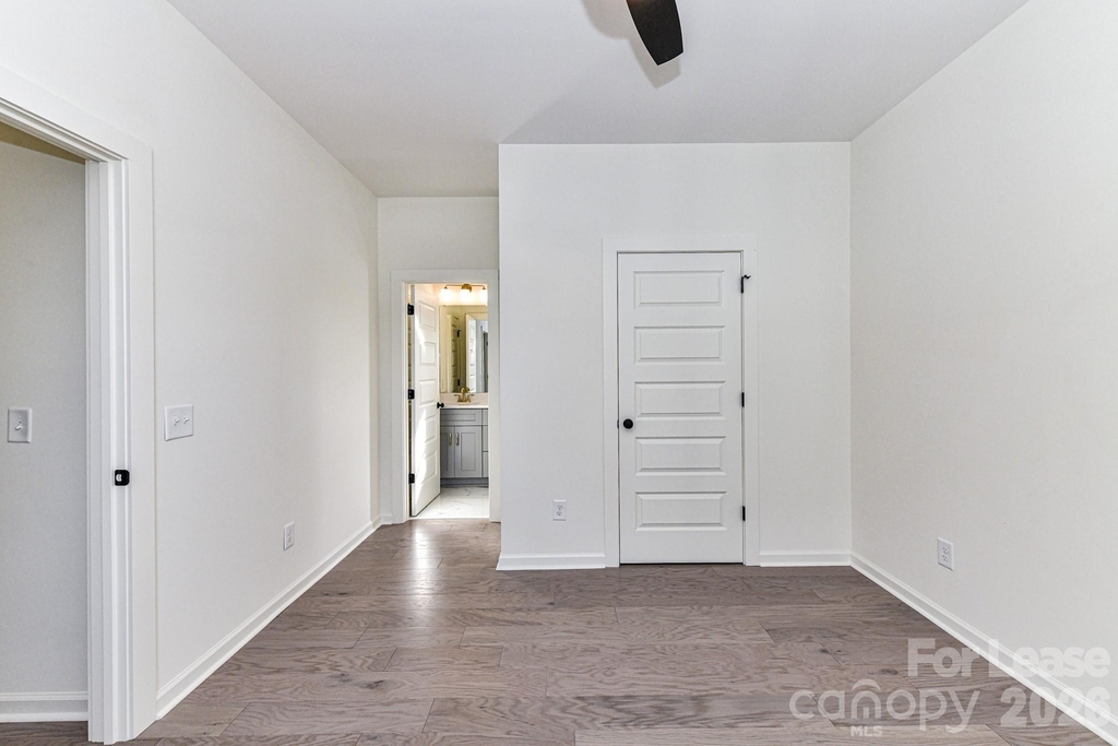 121 W F Street - Photo 27
