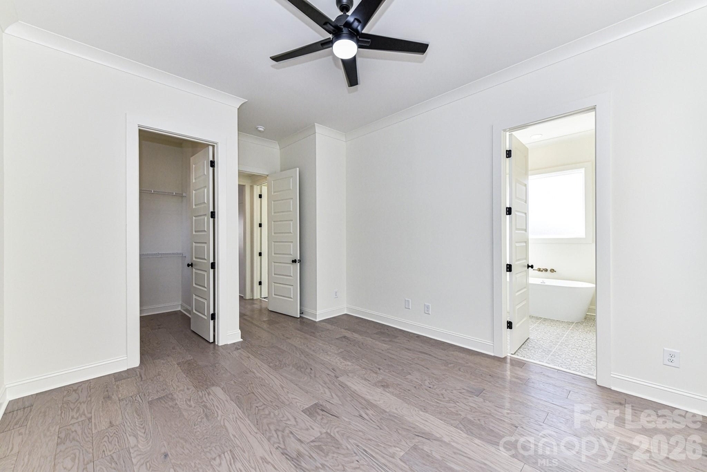 121 W F Street - Photo 15