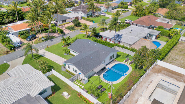 722 Sw 28th Avenue - Photo 3