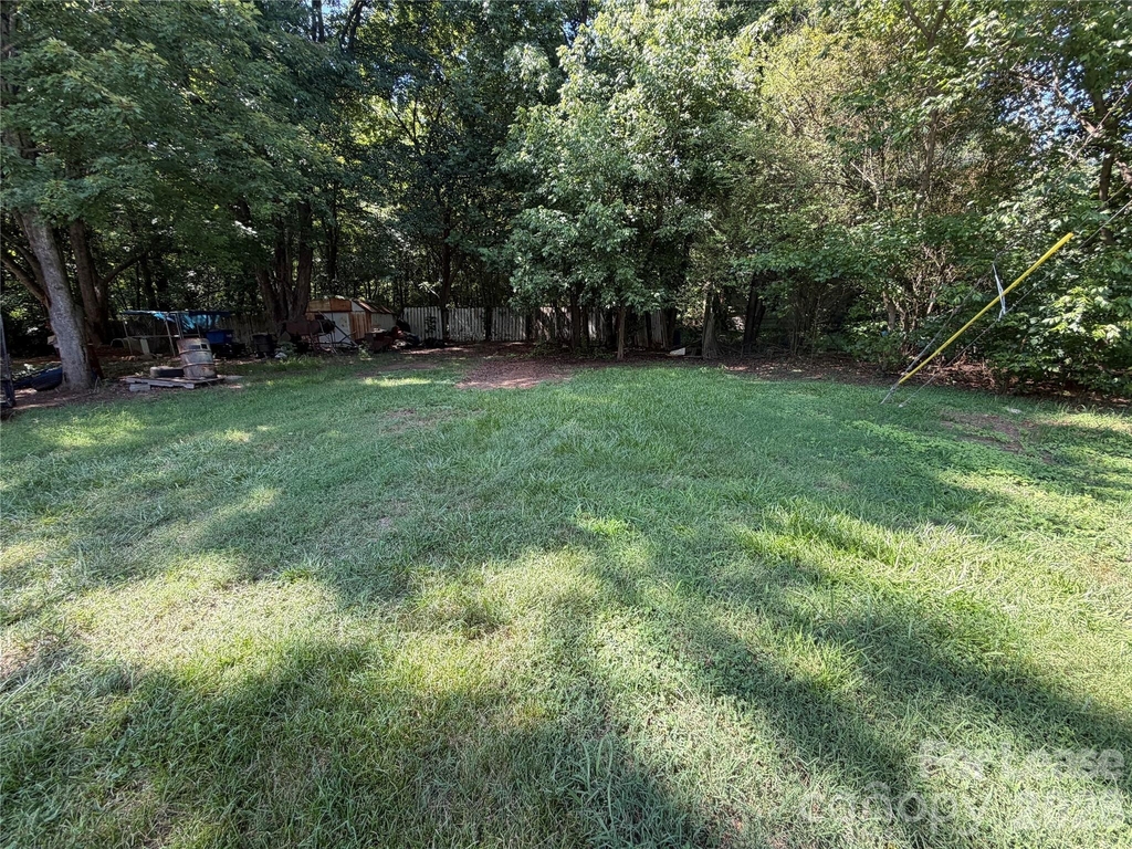 2621 E Greenbriar Road - Photo 10