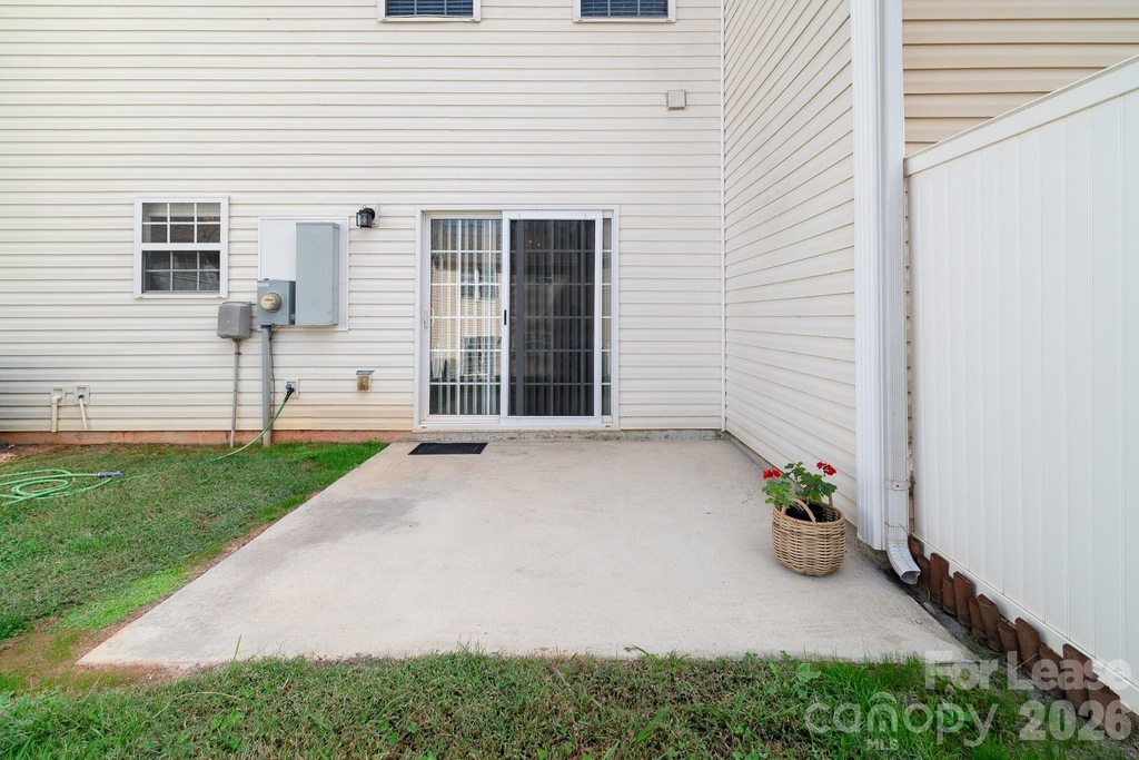 558 Calen Lane - Photo 39