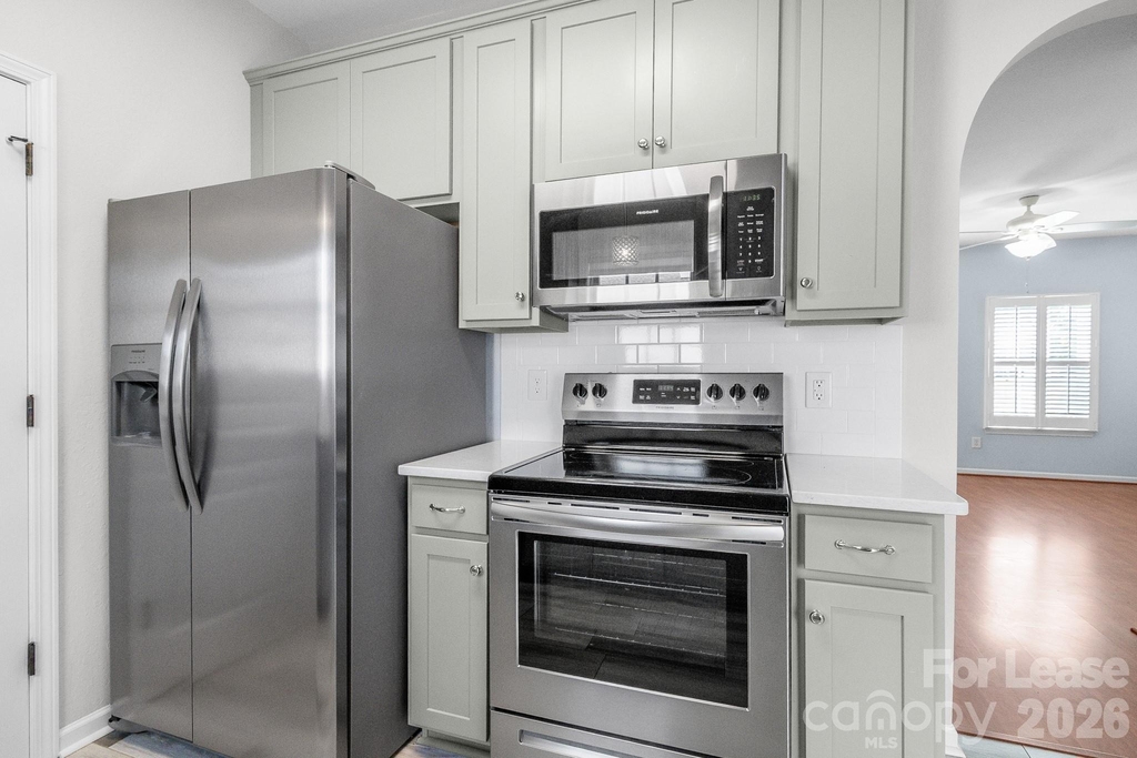 558 Calen Lane - Photo 12