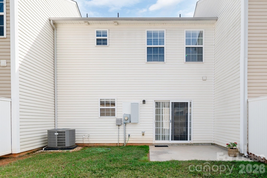 558 Calen Lane - Photo 37