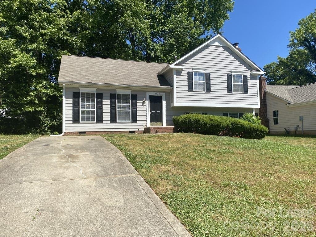 3122 Periwinkle Court - Photo 0