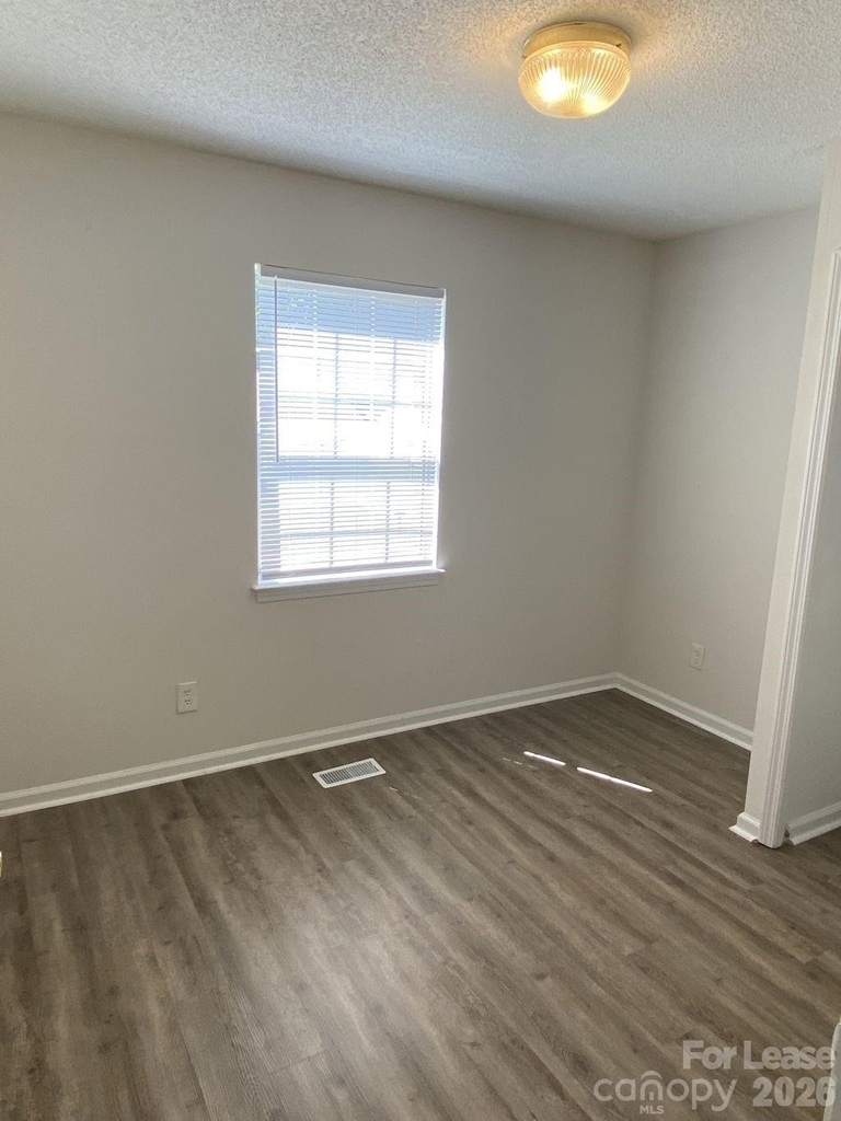 3122 Periwinkle Court - Photo 15