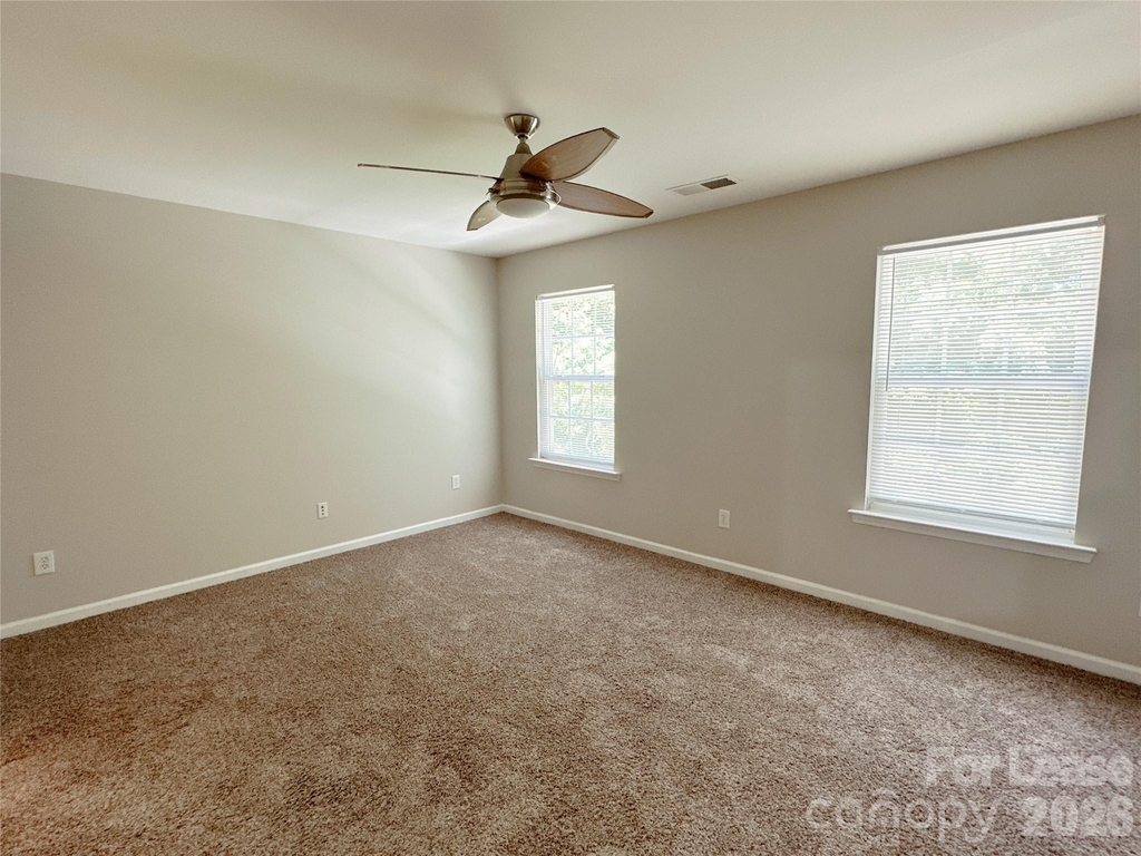 7629 Abigail Glen Drive - Photo 9