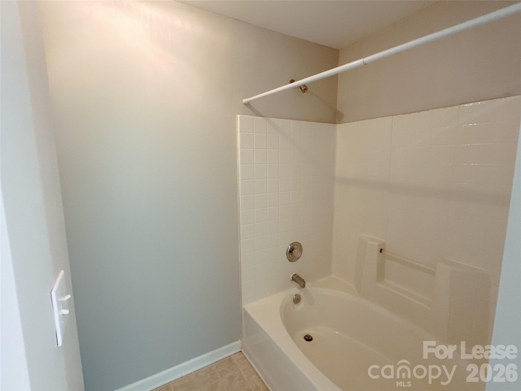 7629 Abigail Glen Drive - Photo 18