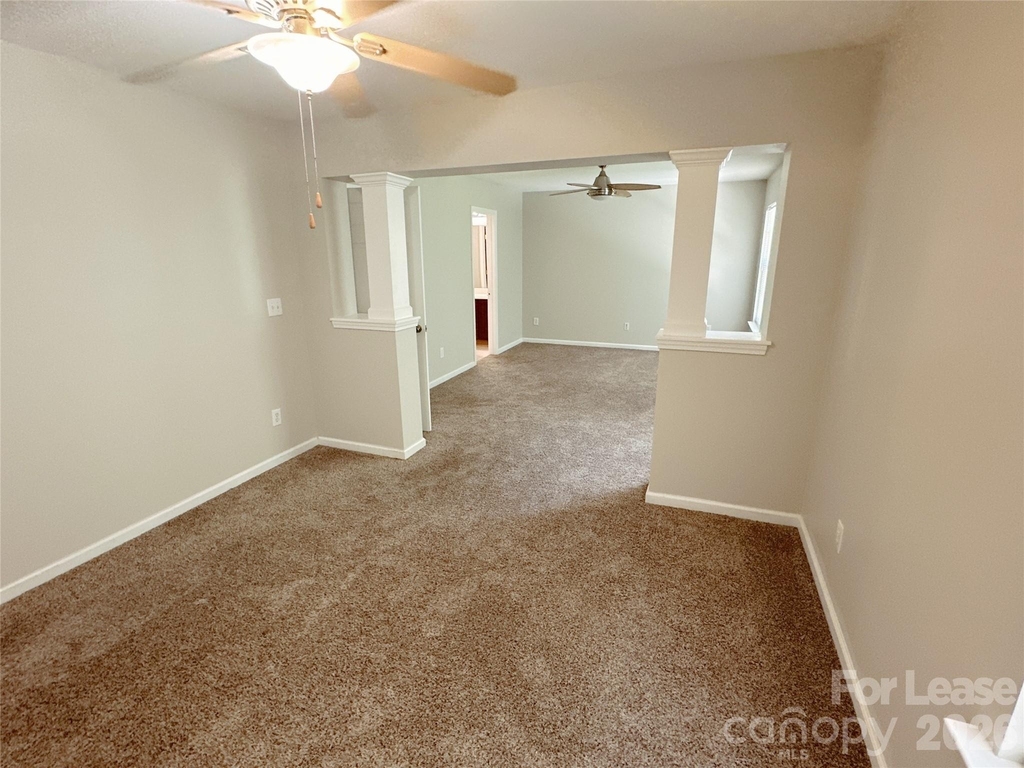 7629 Abigail Glen Drive - Photo 12