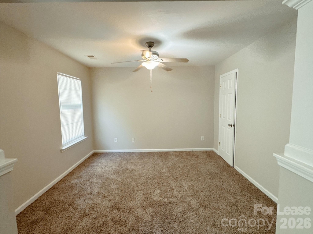 7629 Abigail Glen Drive - Photo 11