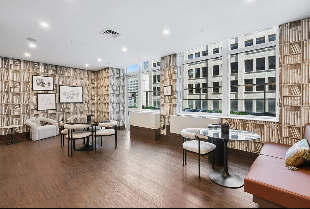 West 31st Street - Photo 4