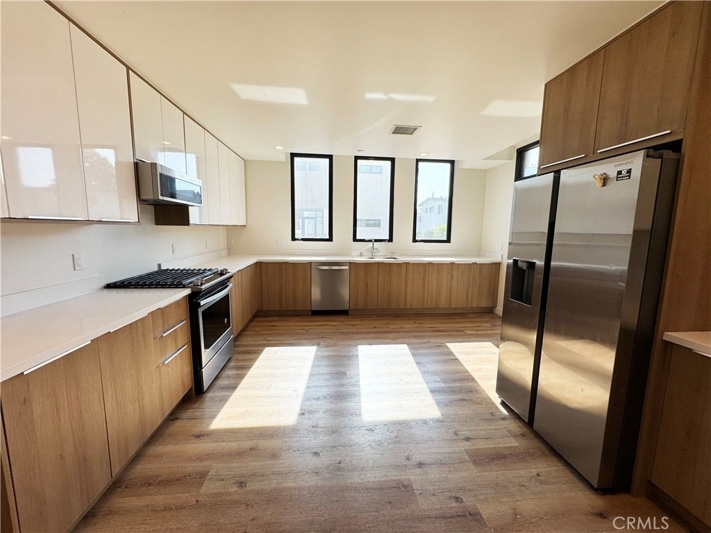 501 N Santa Anita - Photo 10