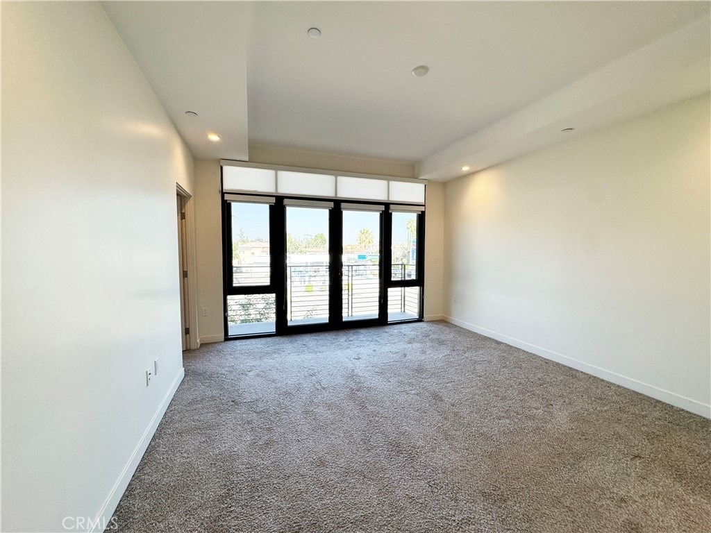 501 N Santa Anita - Photo 20