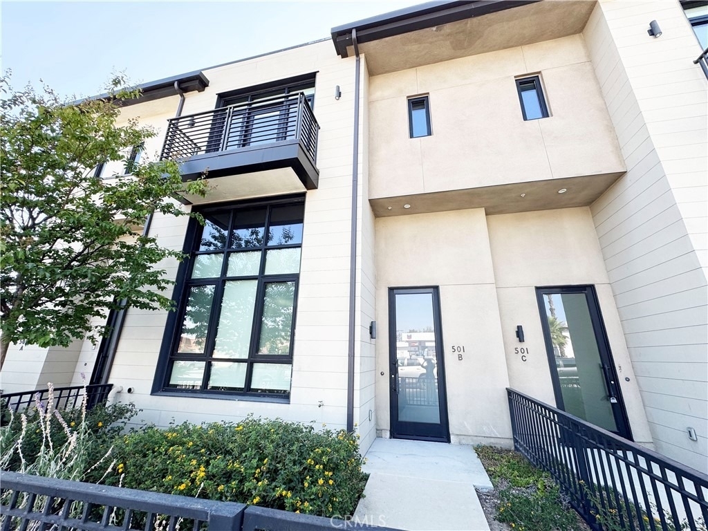 501 N Santa Anita - Photo 0
