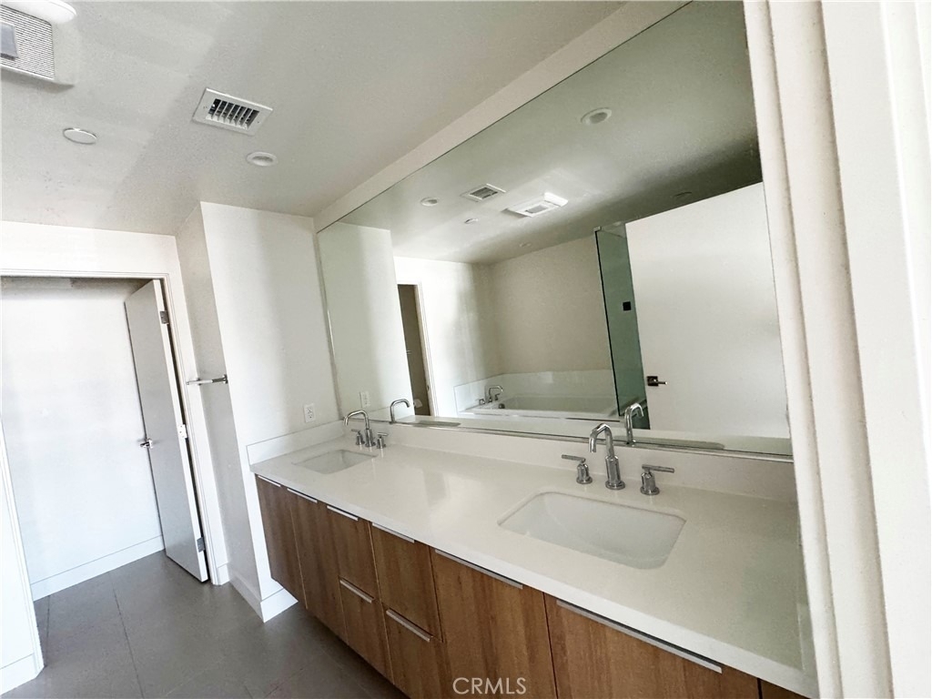 501 N Santa Anita - Photo 20