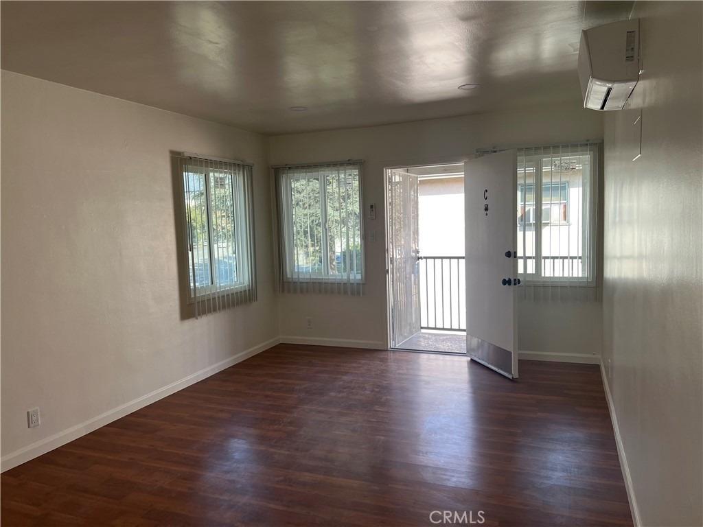 420 W Alameda Avenue - Photo 12