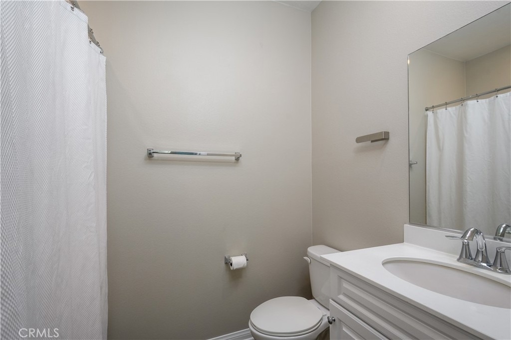 8008 Olive - Photo 5