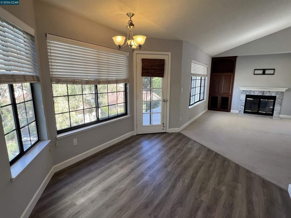 85 Tahoe Ct - Photo 2