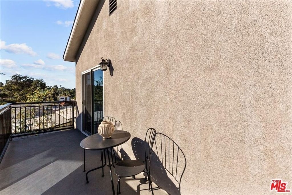 5152 Hartwick Street - Photo 32