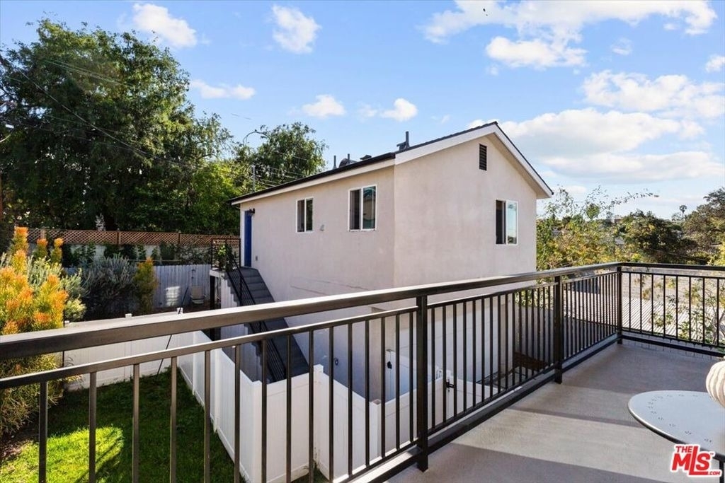 5152 Hartwick Street - Photo 33