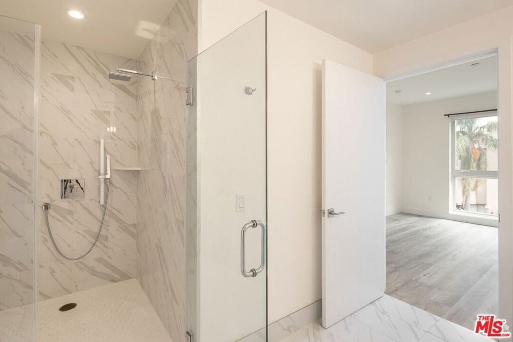 1237 S Holt Avenue - Photo 21