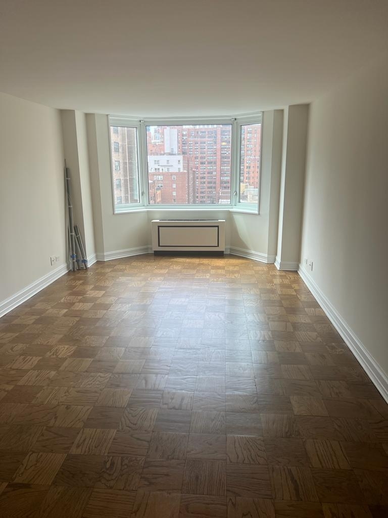 East 71st Street - Photo 3