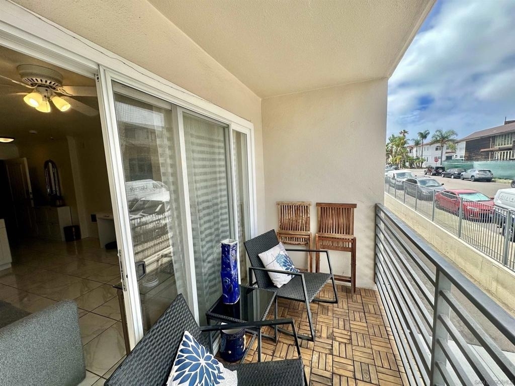1021 Scott St - Photo 31