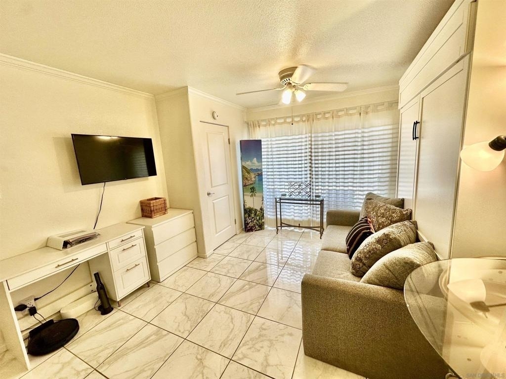 1021 Scott St - Photo 13