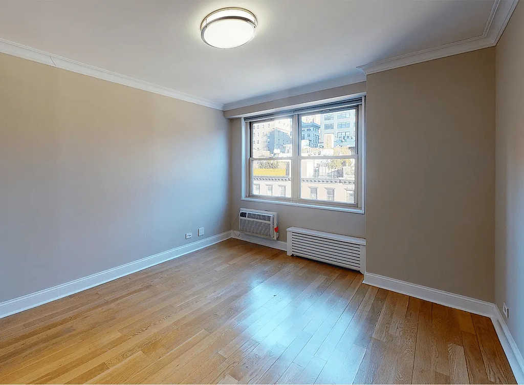 40 Harrison Street - Photo 1