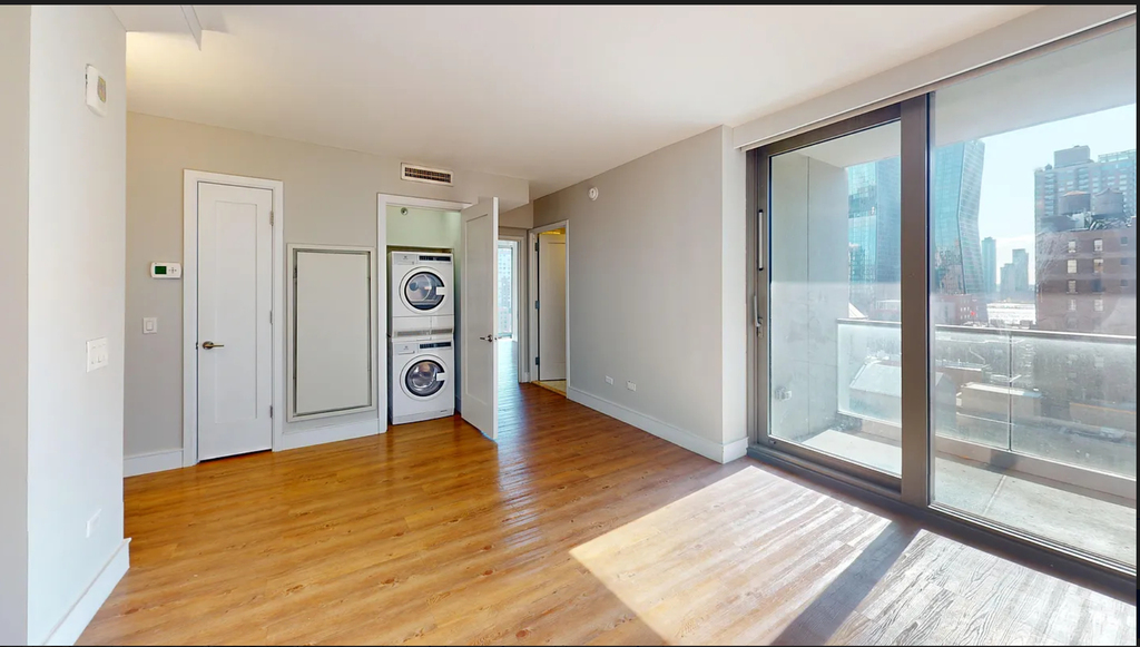 East 34th Street - Photo 7