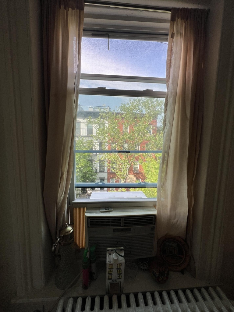 76 Douglass Street - Photo 3