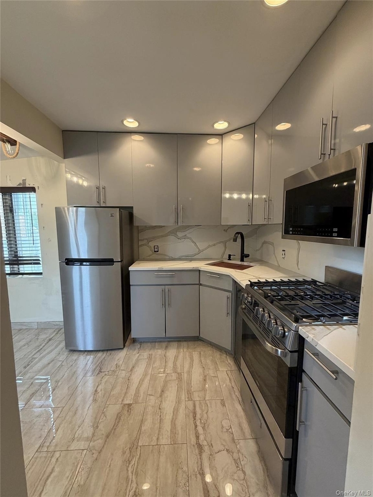 77 E Santa Barbara Road - Photo 1