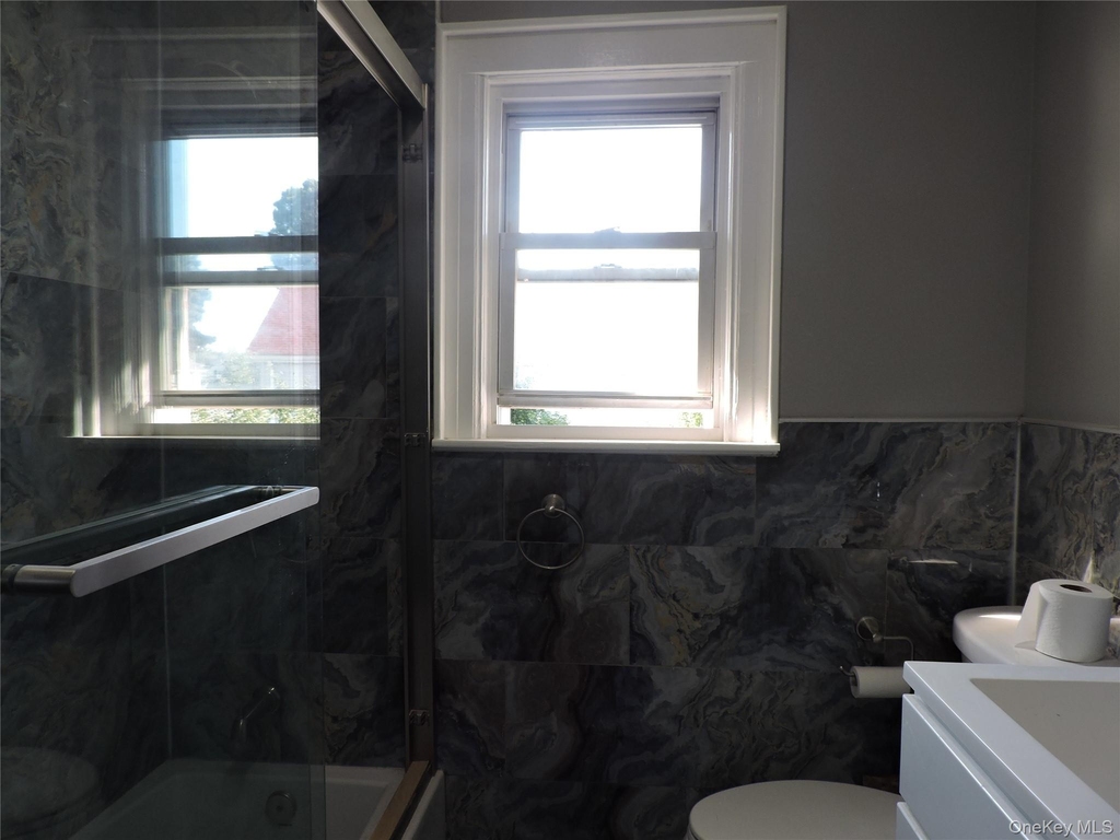 47 Hillside Avenue - Photo 8