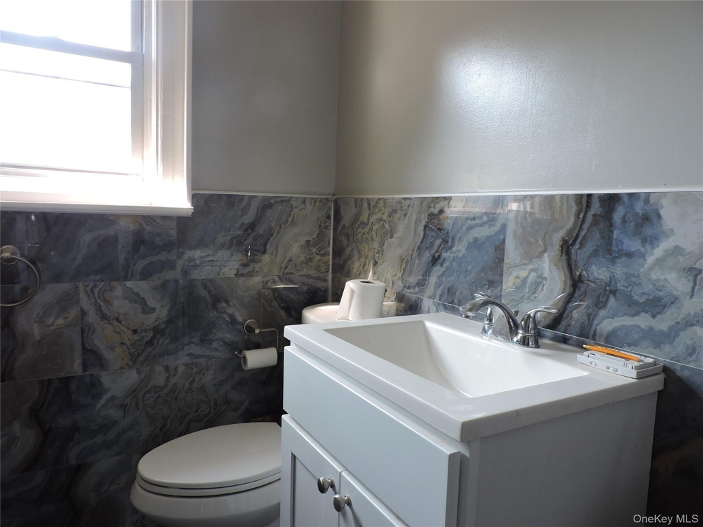 47 Hillside Avenue - Photo 9
