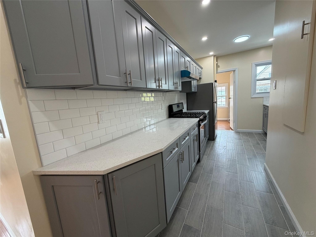 9545 112th Street - Photo 1